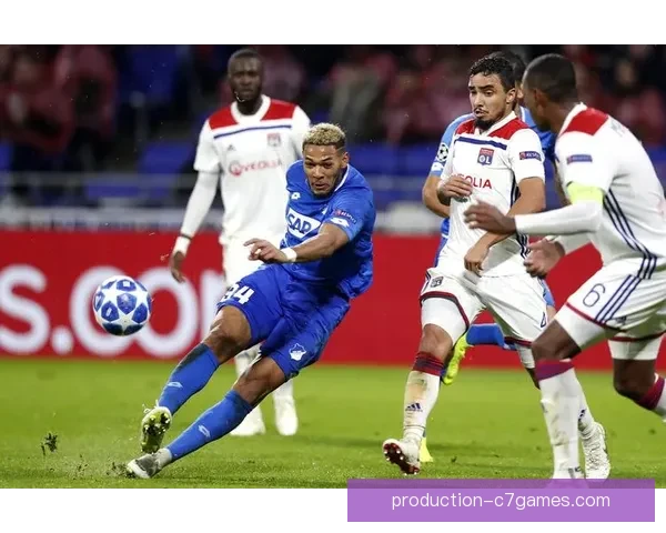 里昂足球俱乐部发展历程与球队辉煌成就回顾