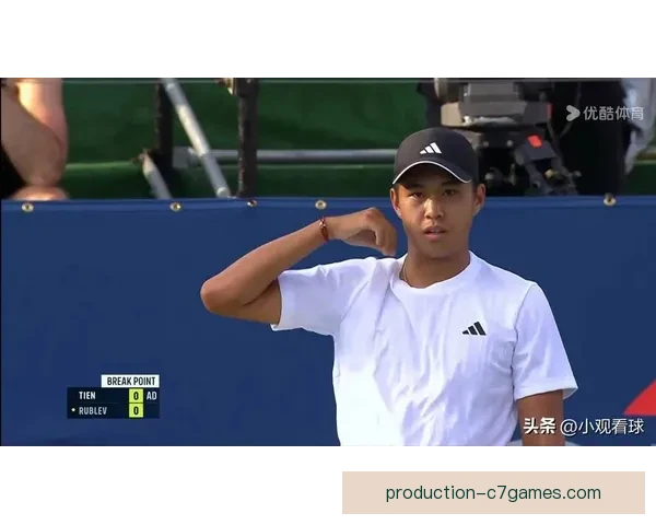 新生代崛起老将坚守本赛季网球赛场风云再起冠军之争愈演愈烈引关注